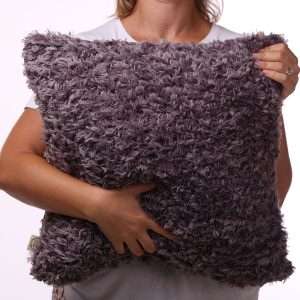 gray fluffy pillow