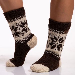 Floral pattern knitted socks